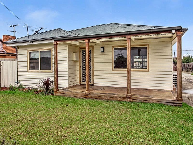 127 William Street, ST ALBANS VIC 3021, St Albans - Image 1