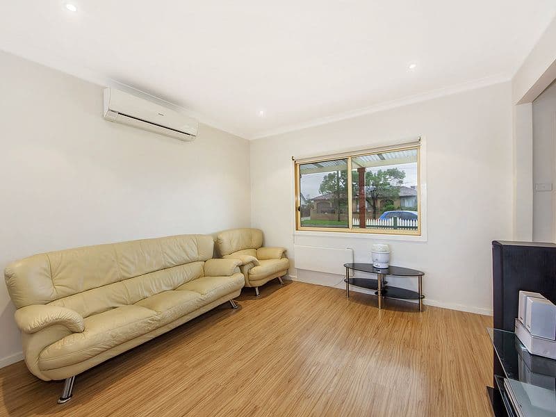 127 William Street, ST ALBANS VIC 3021, St Albans - Thumbnail 2