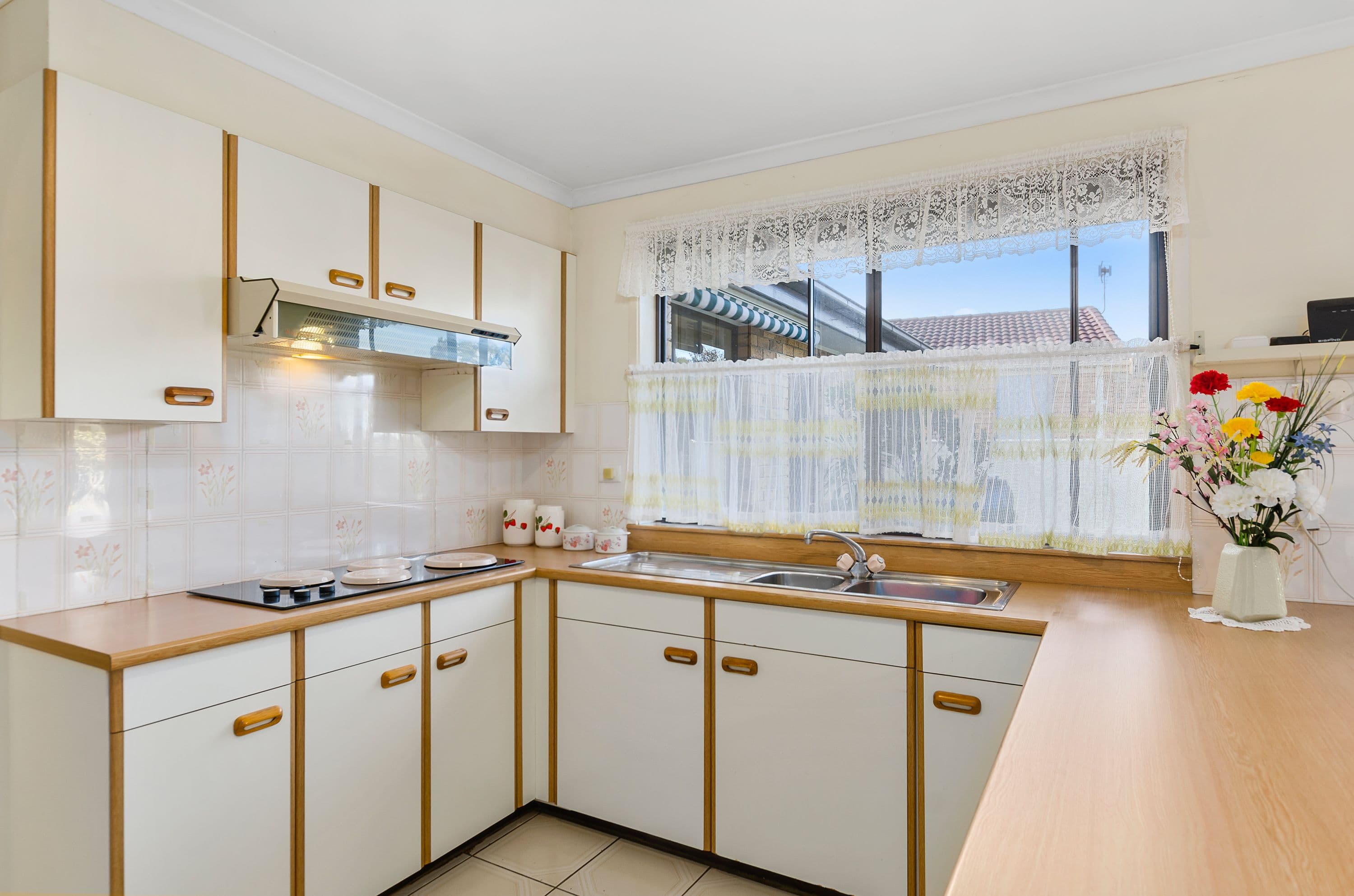 23 Sierra Drive, Horsley - Thumbnail 4