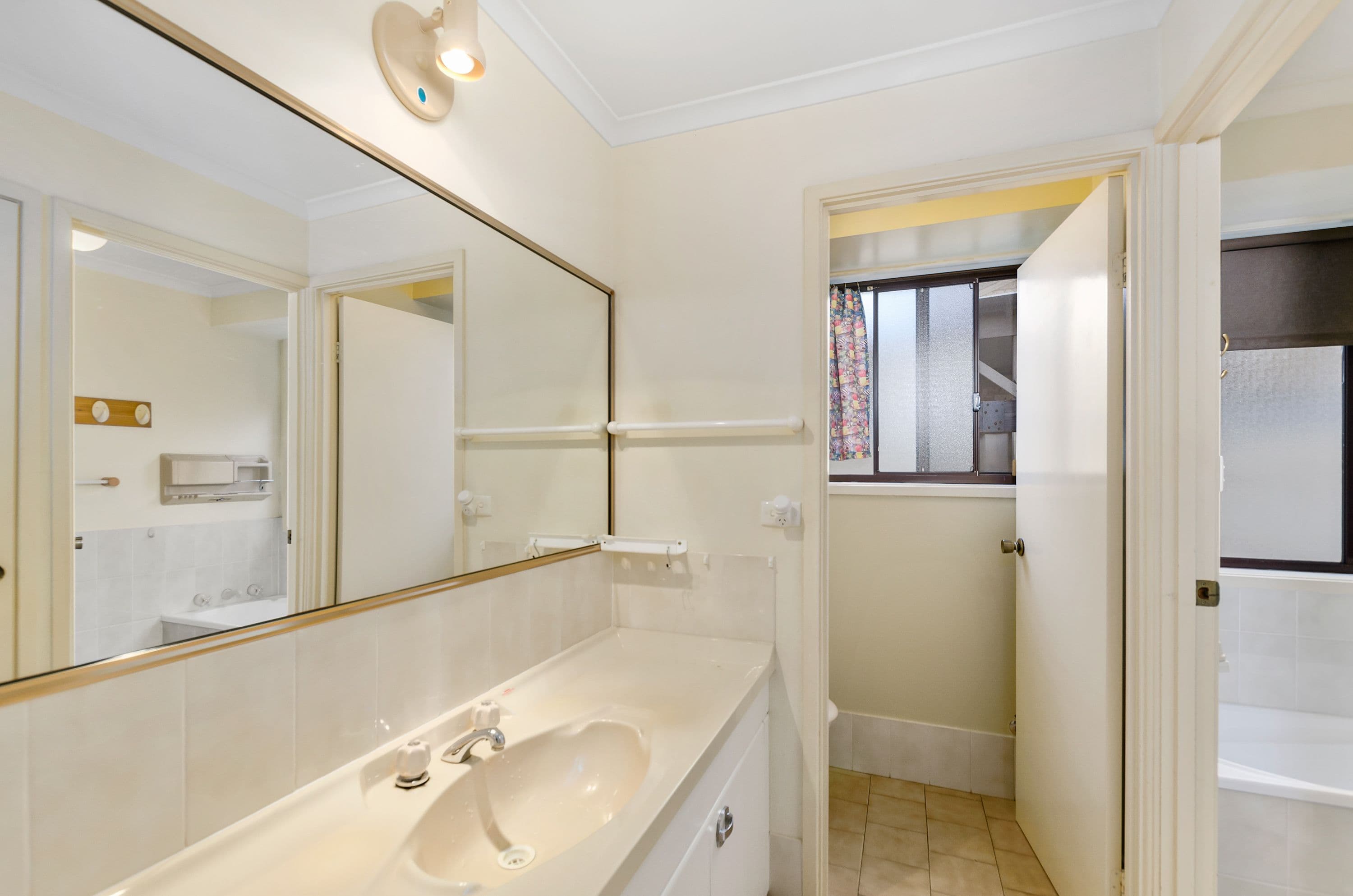 23 Sierra Drive, Horsley - Thumbnail 5
