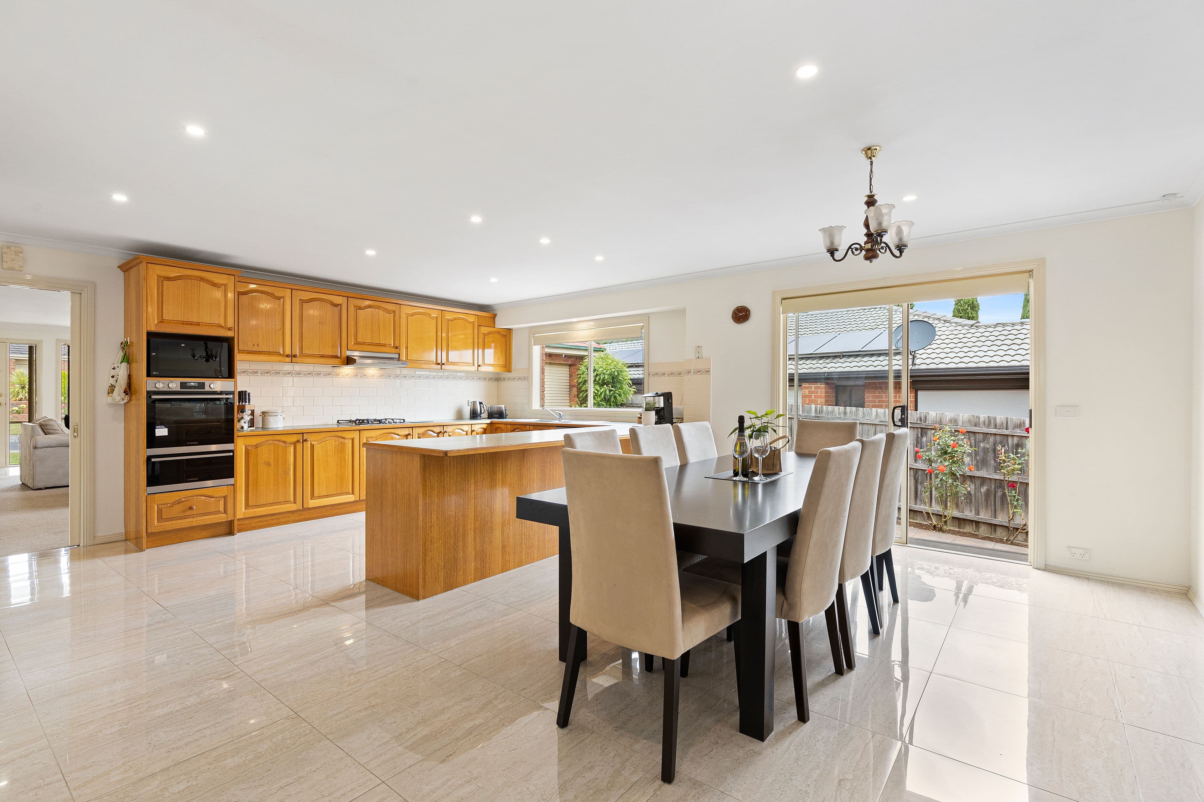 21 Tara Close, Rowville VIC 3178, Rowville - Thumbnail 5