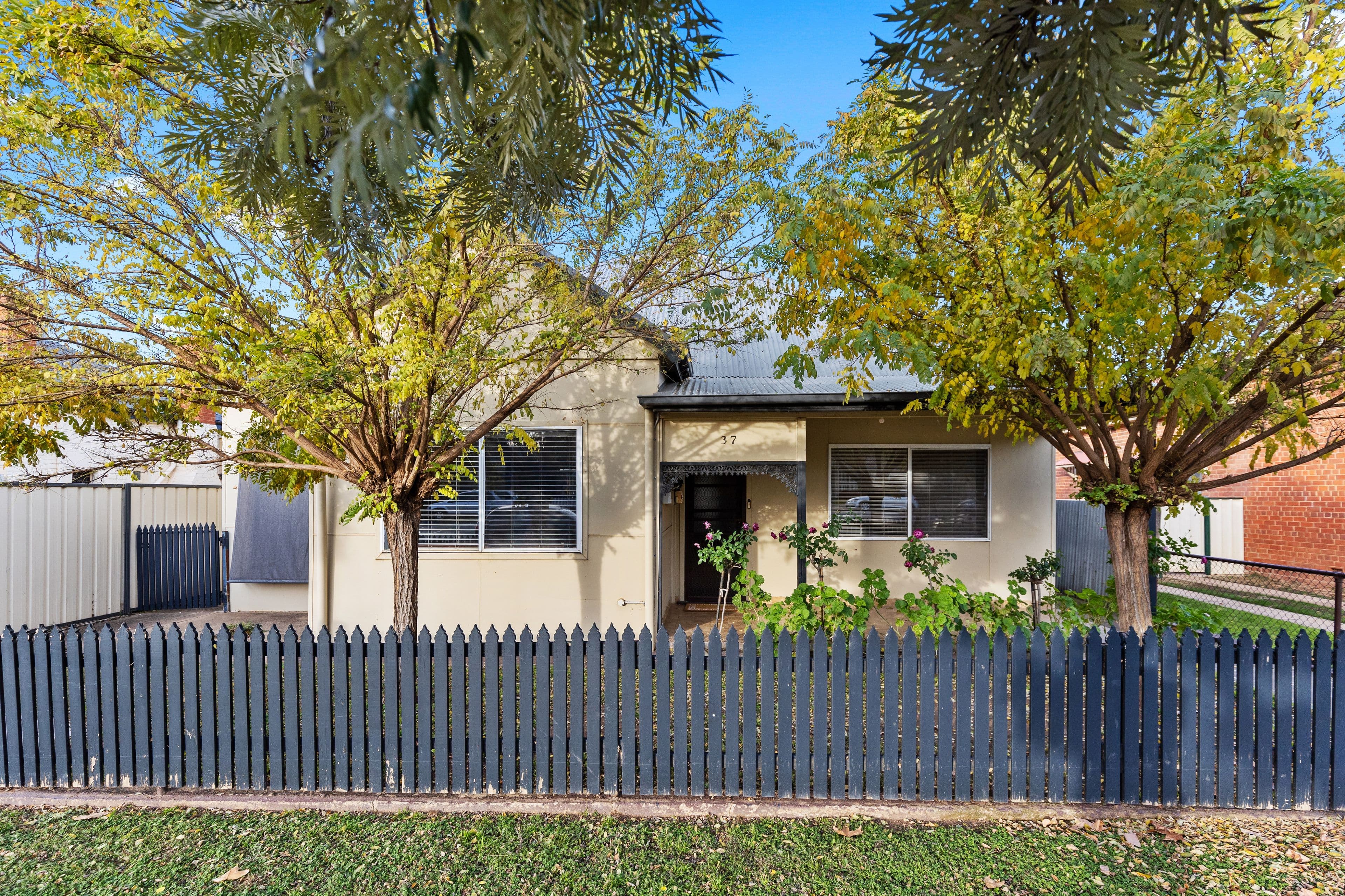 37 Murray Street, Wagga Wagga NSW 2650, Wagga Wagga - Image 1