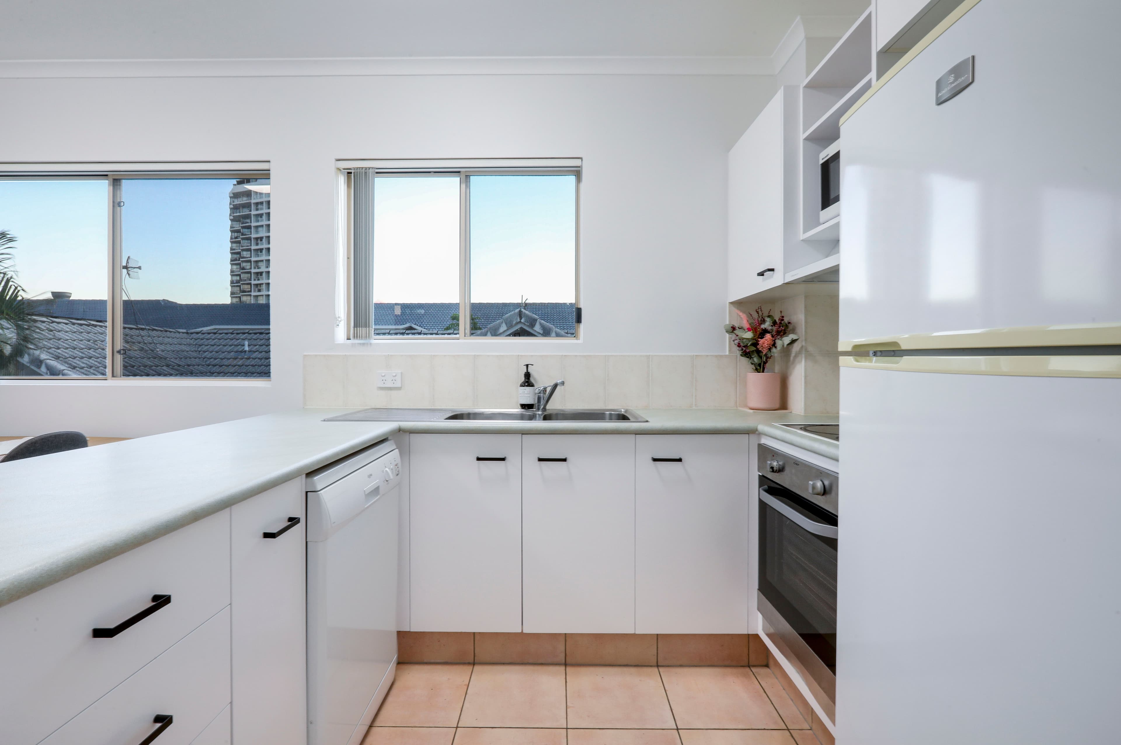 41 Peninsular Drive, Surfers Paradise QLD 4217, Surfers Paradise - Thumbnail 5