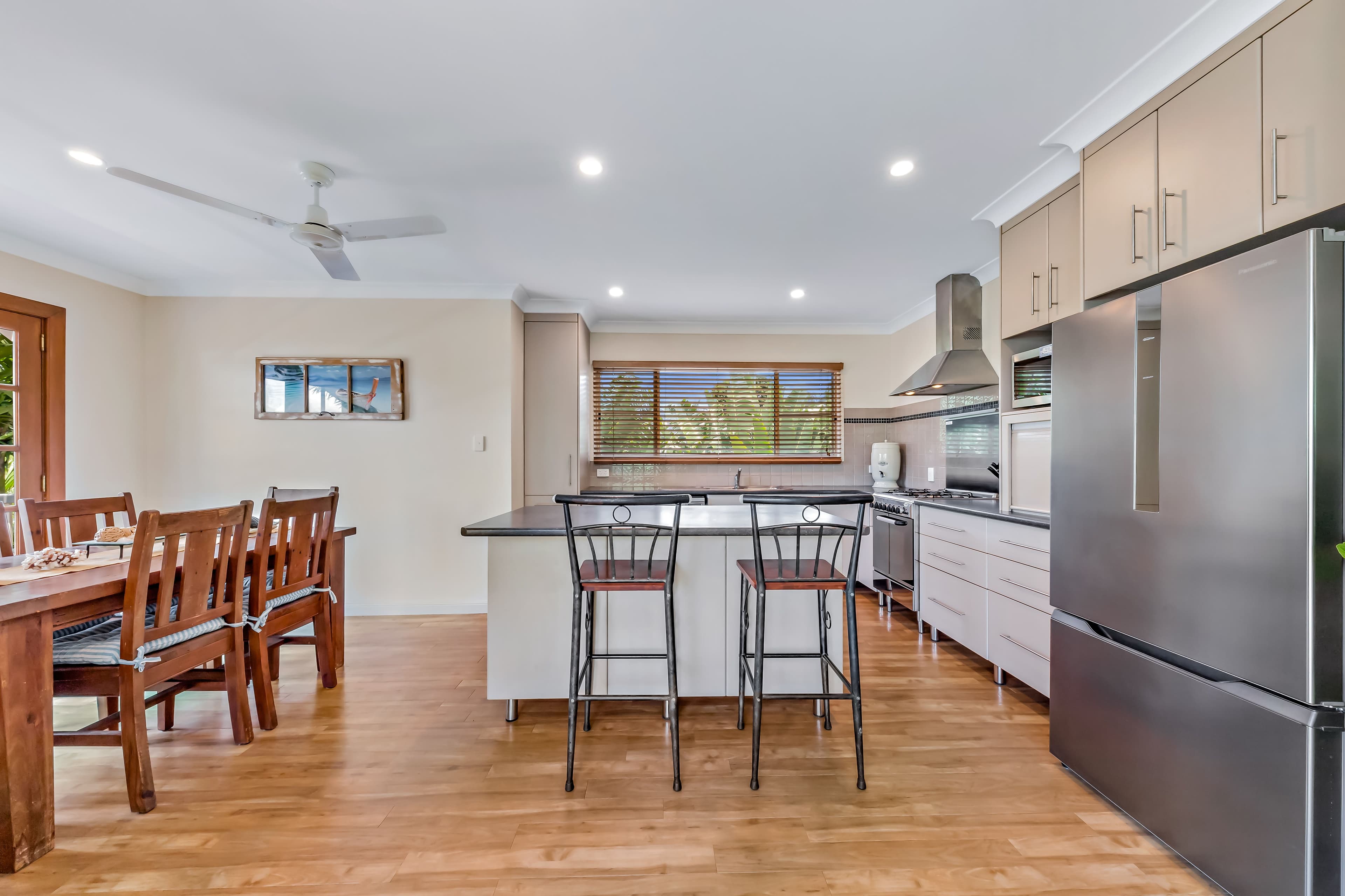 16 Grace Avenue, Cannonvale QLD 4802, Cannonvale - Thumbnail 8