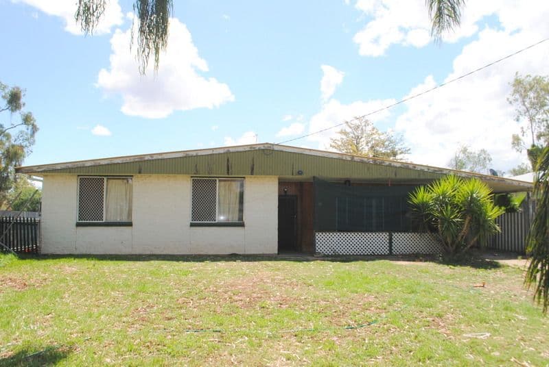 335 Edward Street, Moree - Image 1