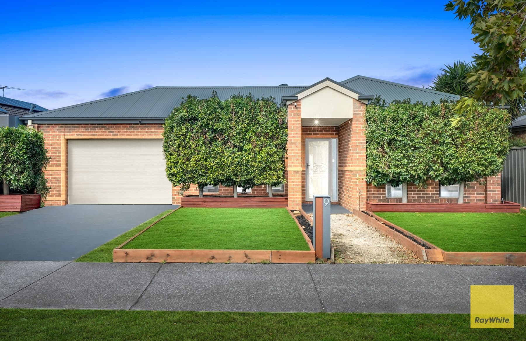 9 Heysen Parkway, Caroline Springs VIC 3023, Caroline Springs - Image 1