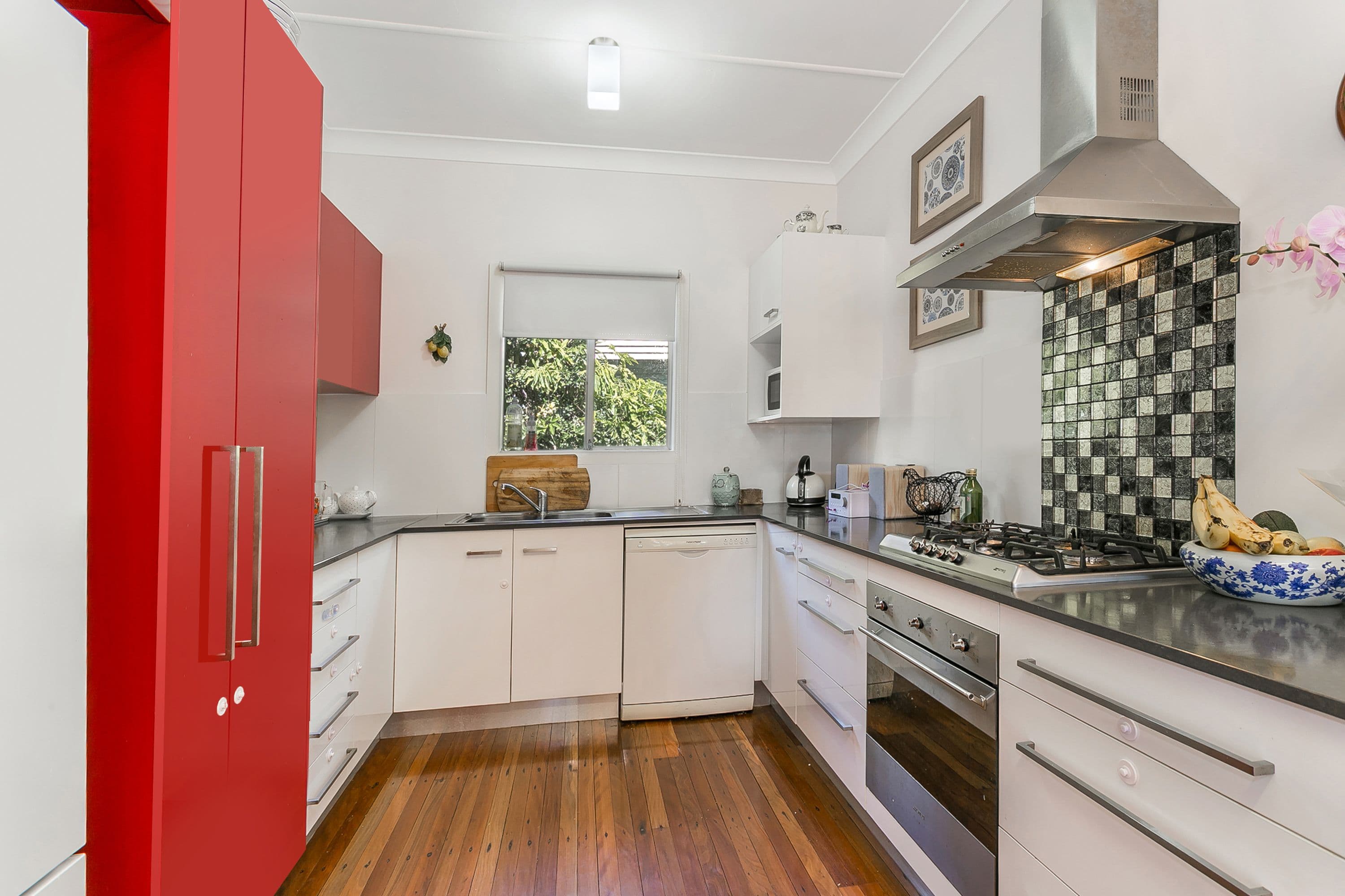 1 Haldane Street, Graceville QLD 4075, Graceville - Thumbnail 2