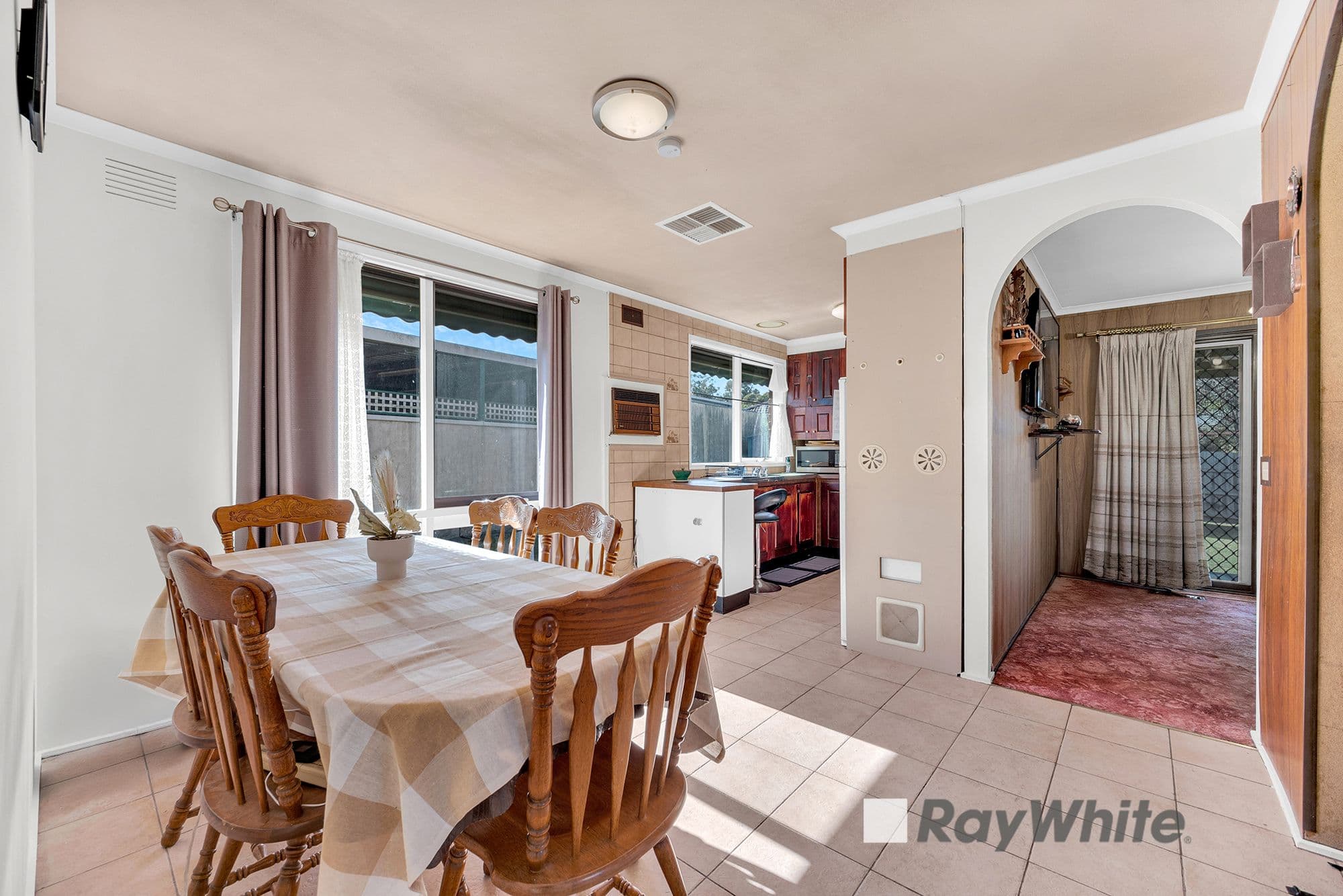 8 Barnsbury Close, Hampton Park VIC 3976, Hampton Park - Thumbnail 3