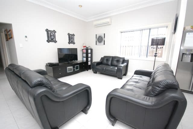 20 Meakin Street, MERRYLANDS NSW 2160, Merrylands - Thumbnail 2