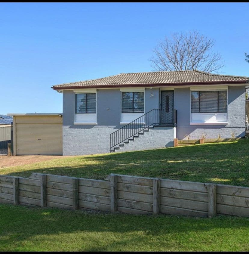 10 Bauxite Place, Eagle Vale NSW 2558, Eagle Vale - Image 1