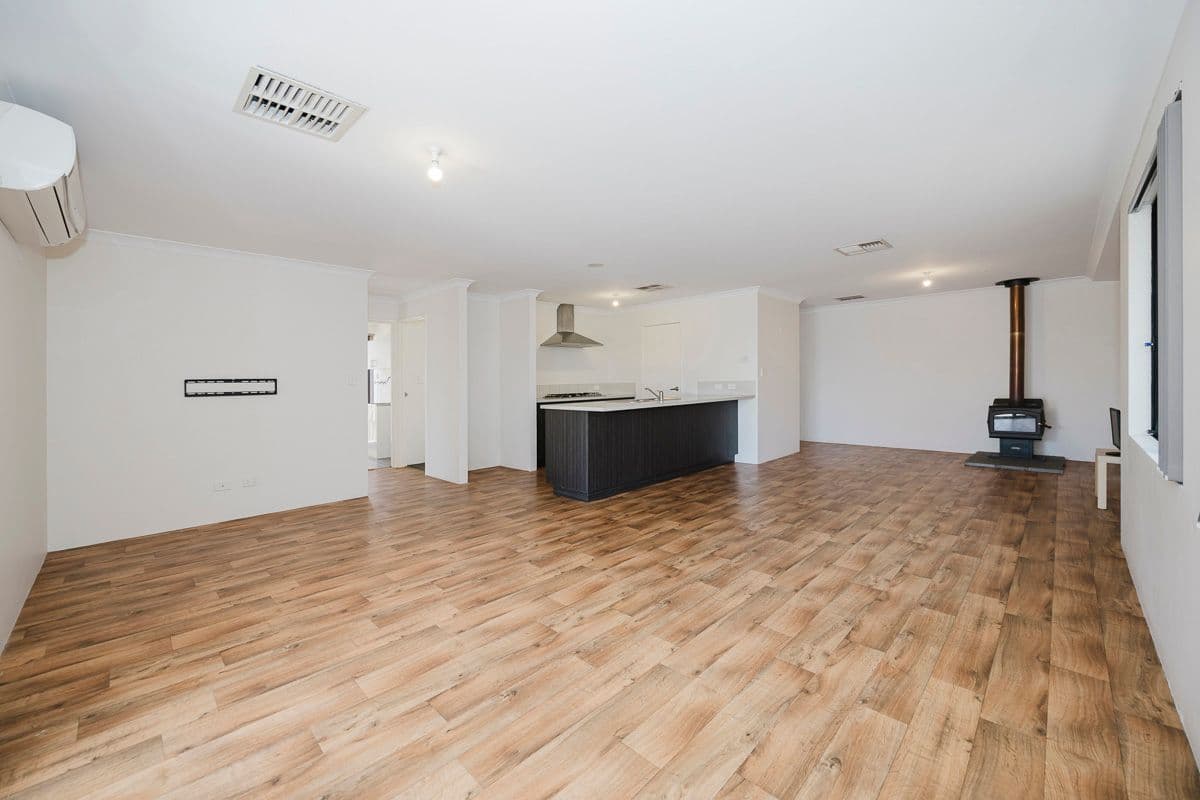 8 Canunda Way, Yanchep WA 6035, Yanchep - Thumbnail 3