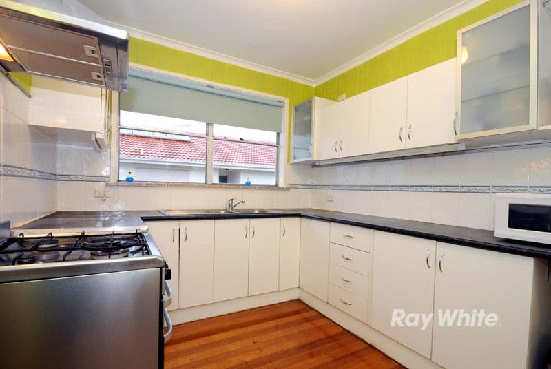 15 Sylvia Street, DANDENONG NORTH VIC 3175, Dandenong North - Thumbnail 3
