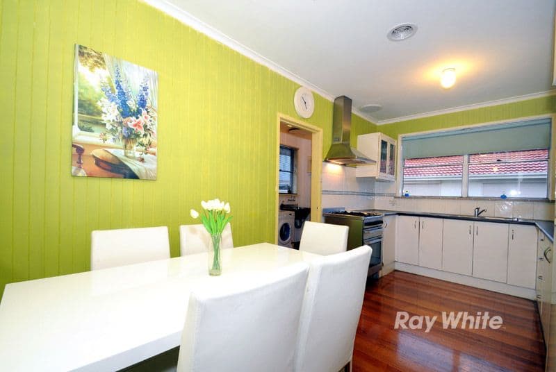 15 Sylvia Street, DANDENONG NORTH VIC 3175, Dandenong North - Thumbnail 4