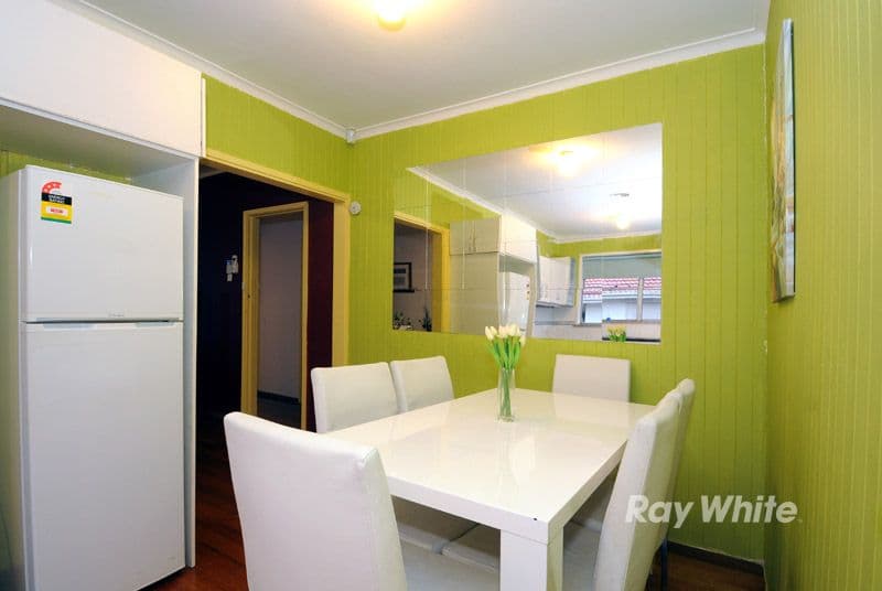 15 Sylvia Street, DANDENONG NORTH VIC 3175, Dandenong North - Thumbnail 5