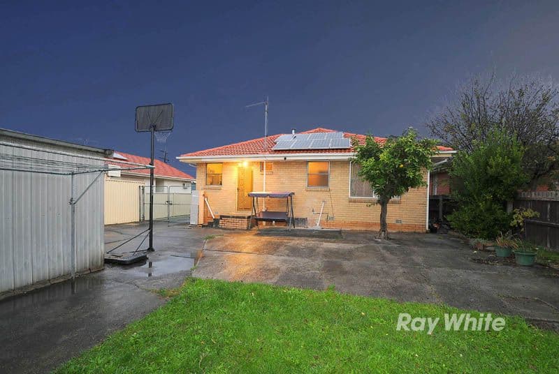 15 Sylvia Street, DANDENONG NORTH VIC 3175, Dandenong North - Thumbnail 8