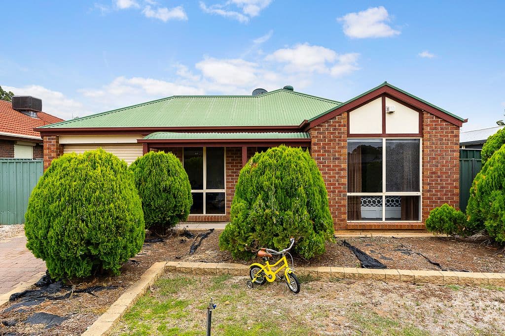 11 Moneva Street, Paralowie SA 5108, Paralowie - Image 1