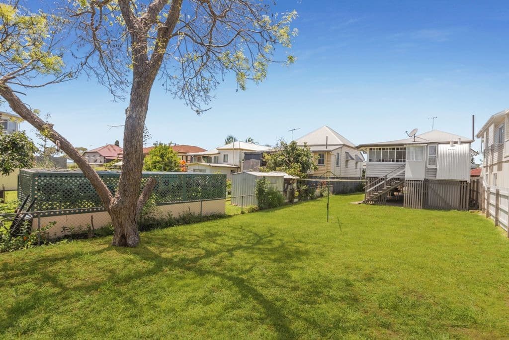 15 Chestnut Street, Wynnum QLD 4178, Wynnum - Thumbnail 5