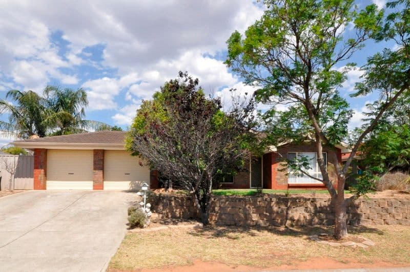 8 Needlewood Court, Craigmore SA 5114, Craigmore - Image 1