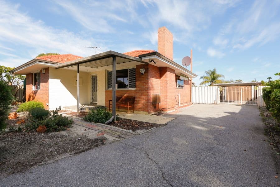 17 Hoskin Street, Cloverdale WA 6105, Cloverdale - Image 1