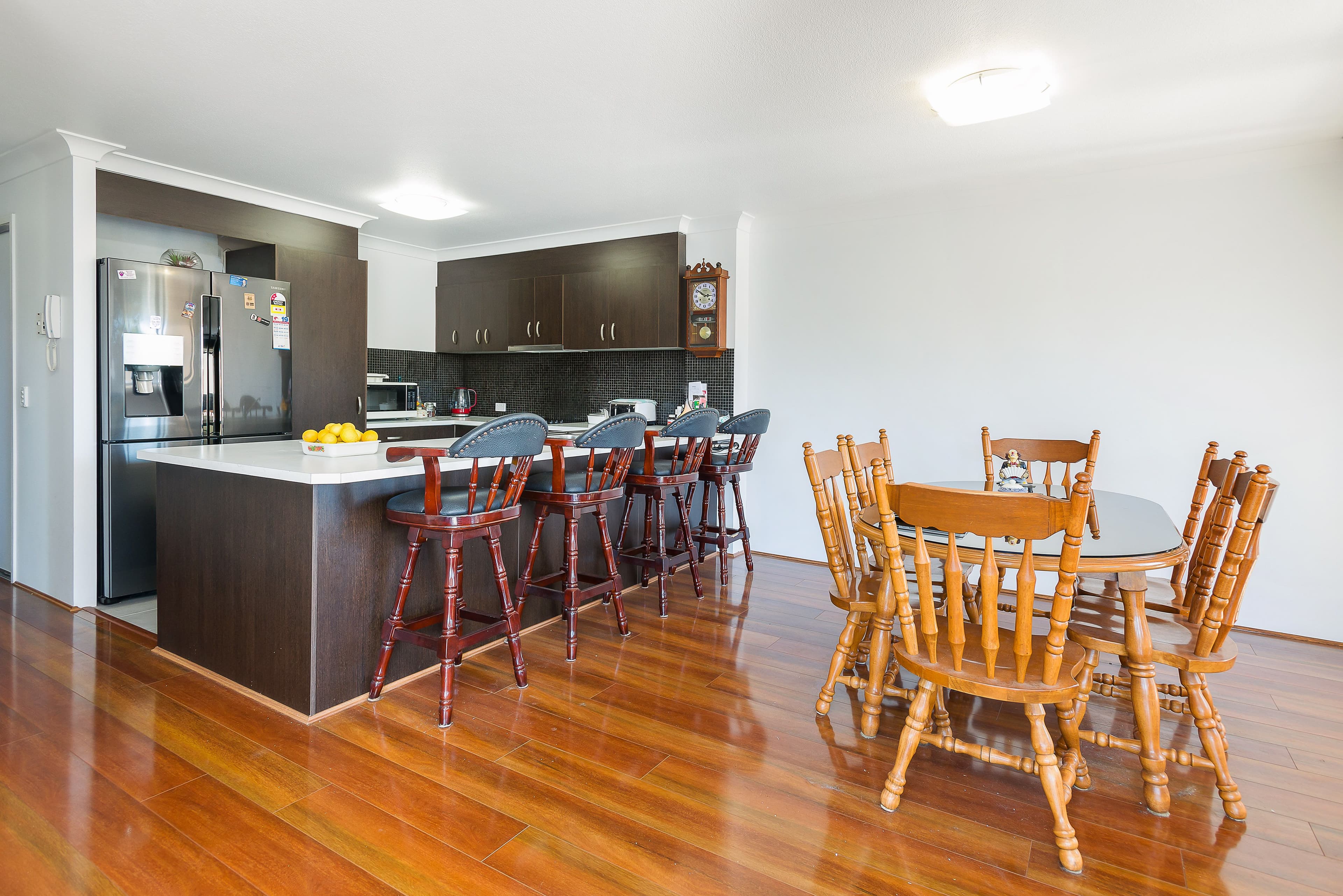 22 Oleander Avenue, Biggera Waters QLD 4216, Biggera Waters - Thumbnail 3