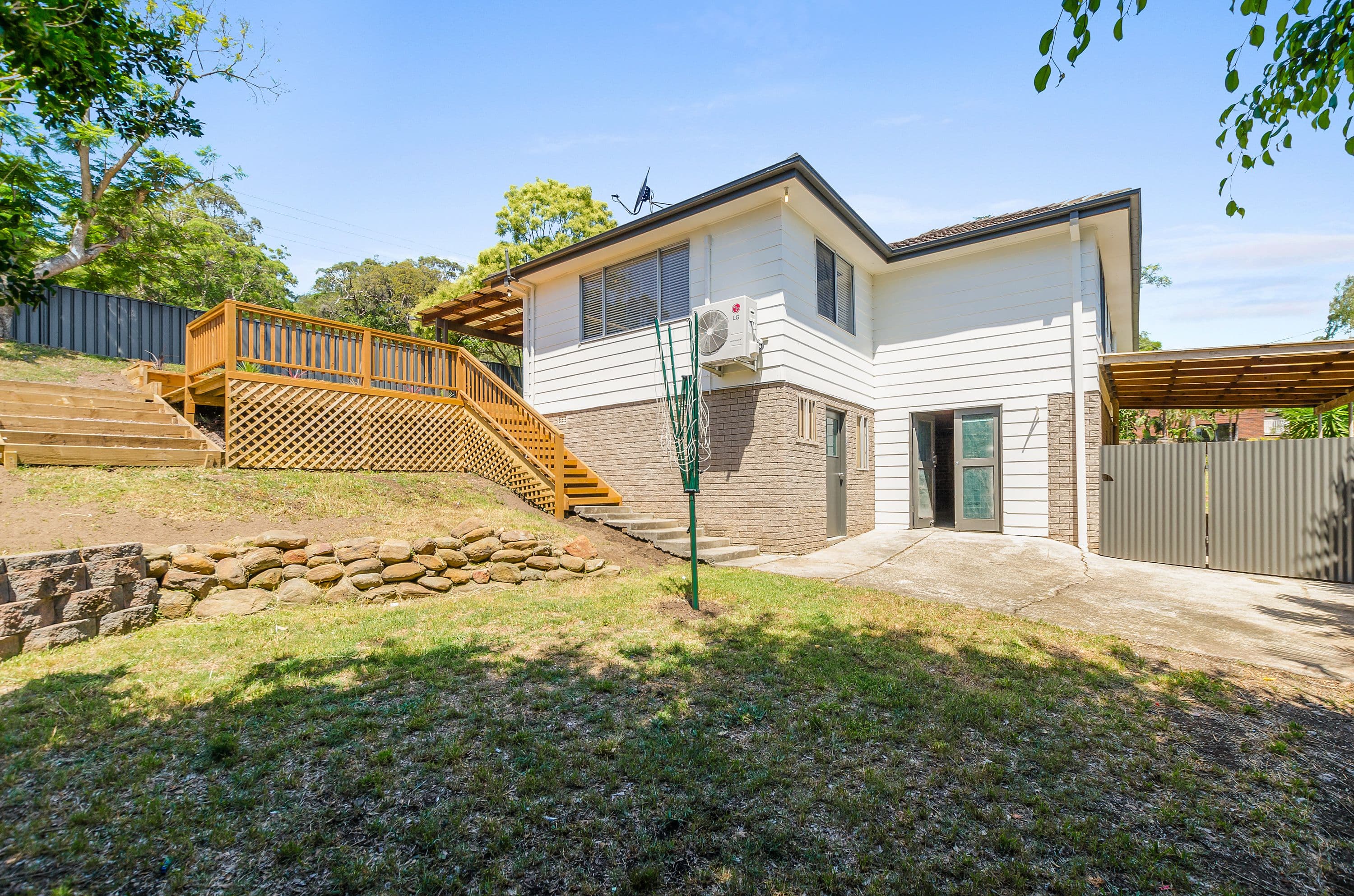 24 Bright Parade, Dapto - Thumbnail 7