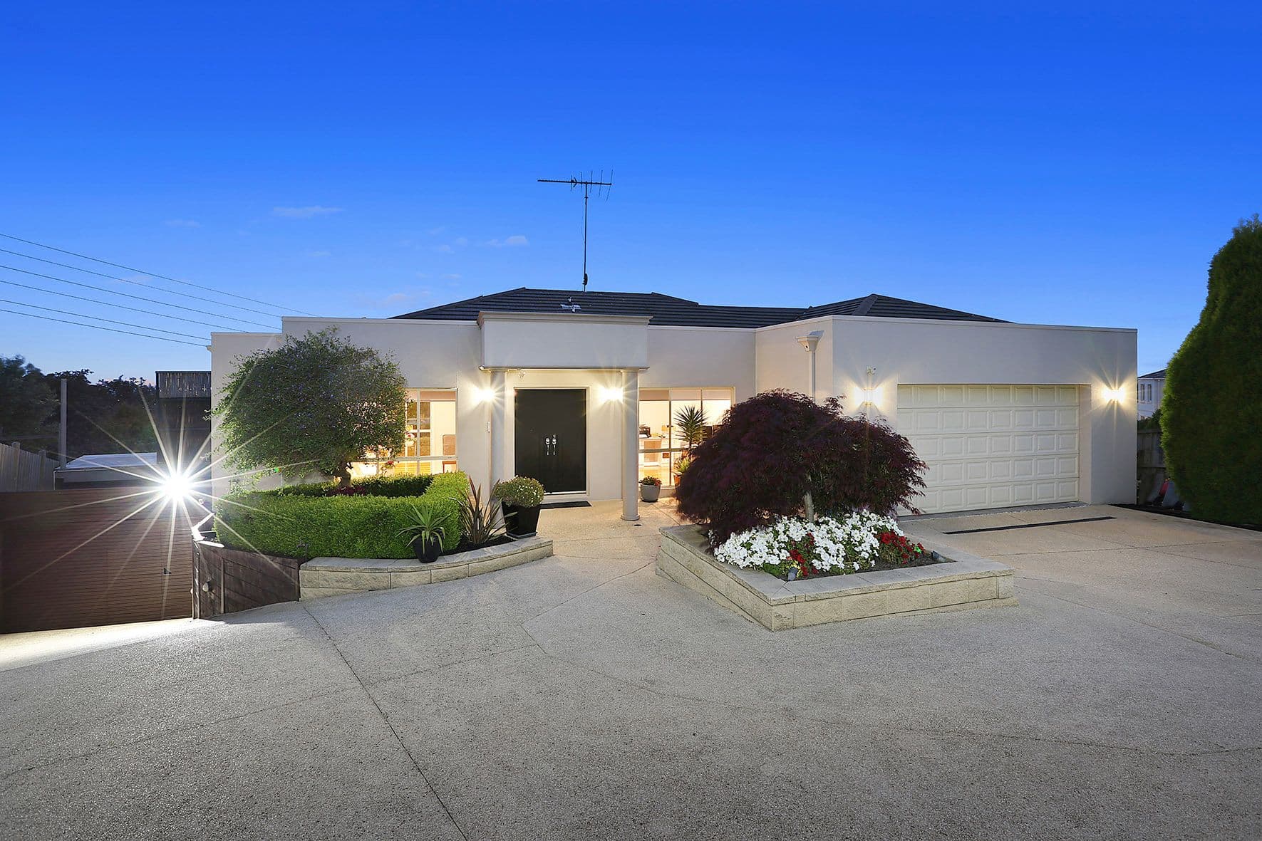 9 Giverny Close, Highton VIC 3216, Highton - Image 1