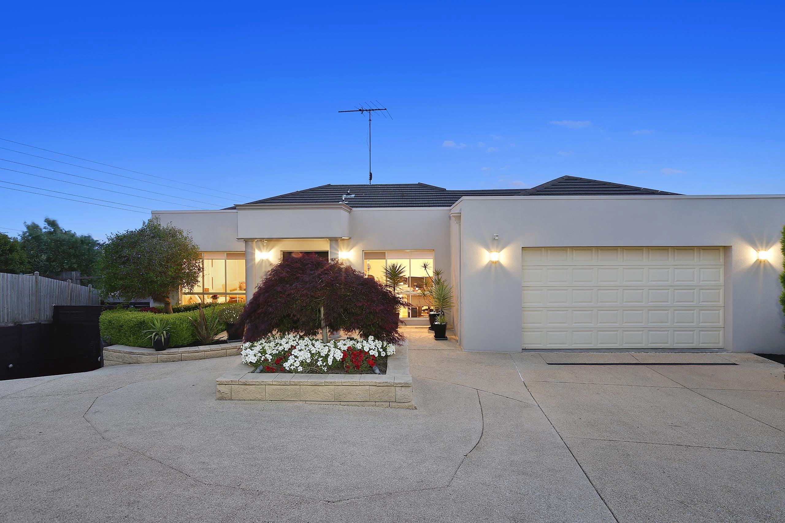9 Giverny Close, Highton VIC 3216, Highton - Thumbnail 2