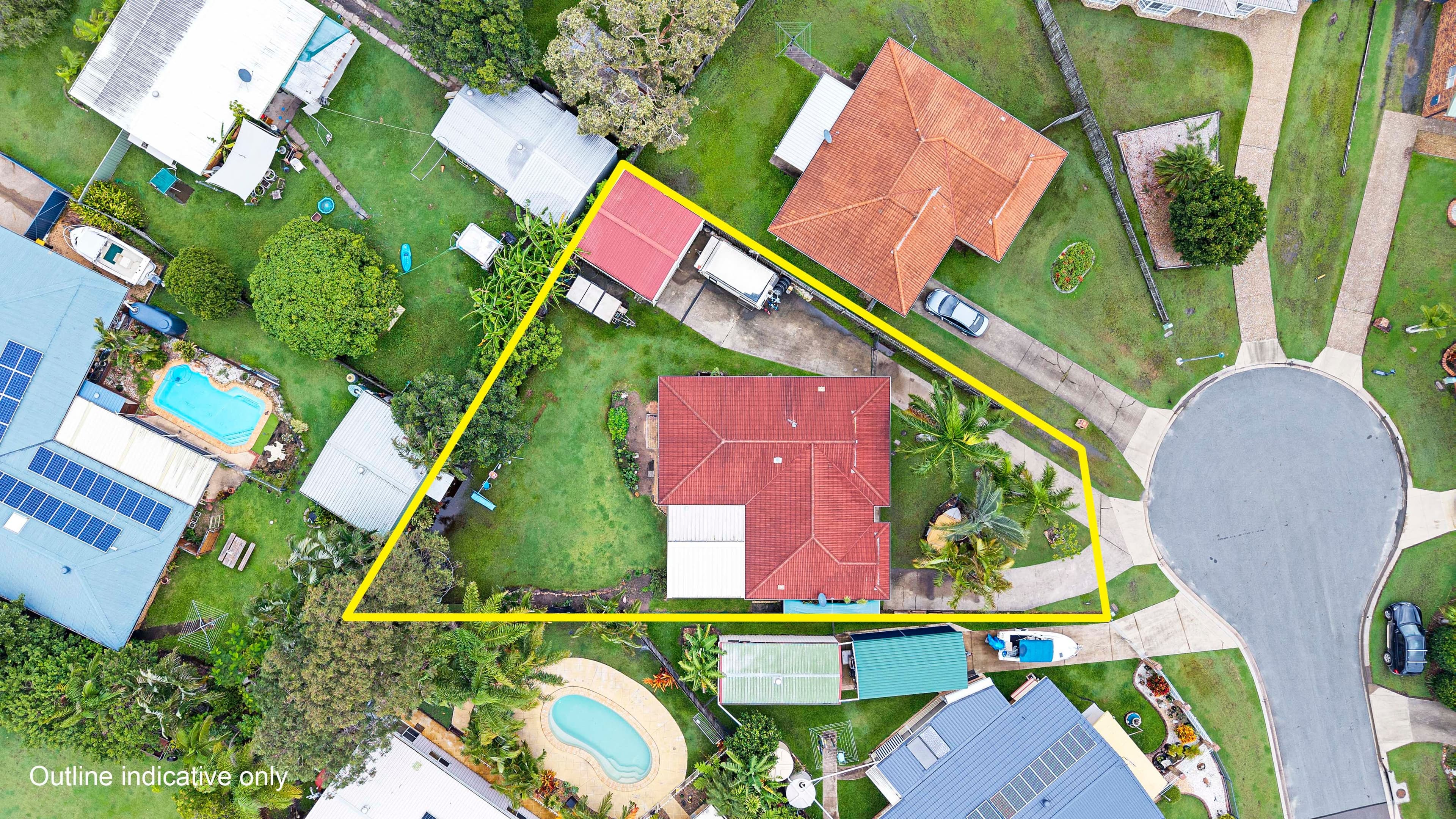 4 Fiona Court, Urangan QLD 4655, Urangan - Thumbnail 2