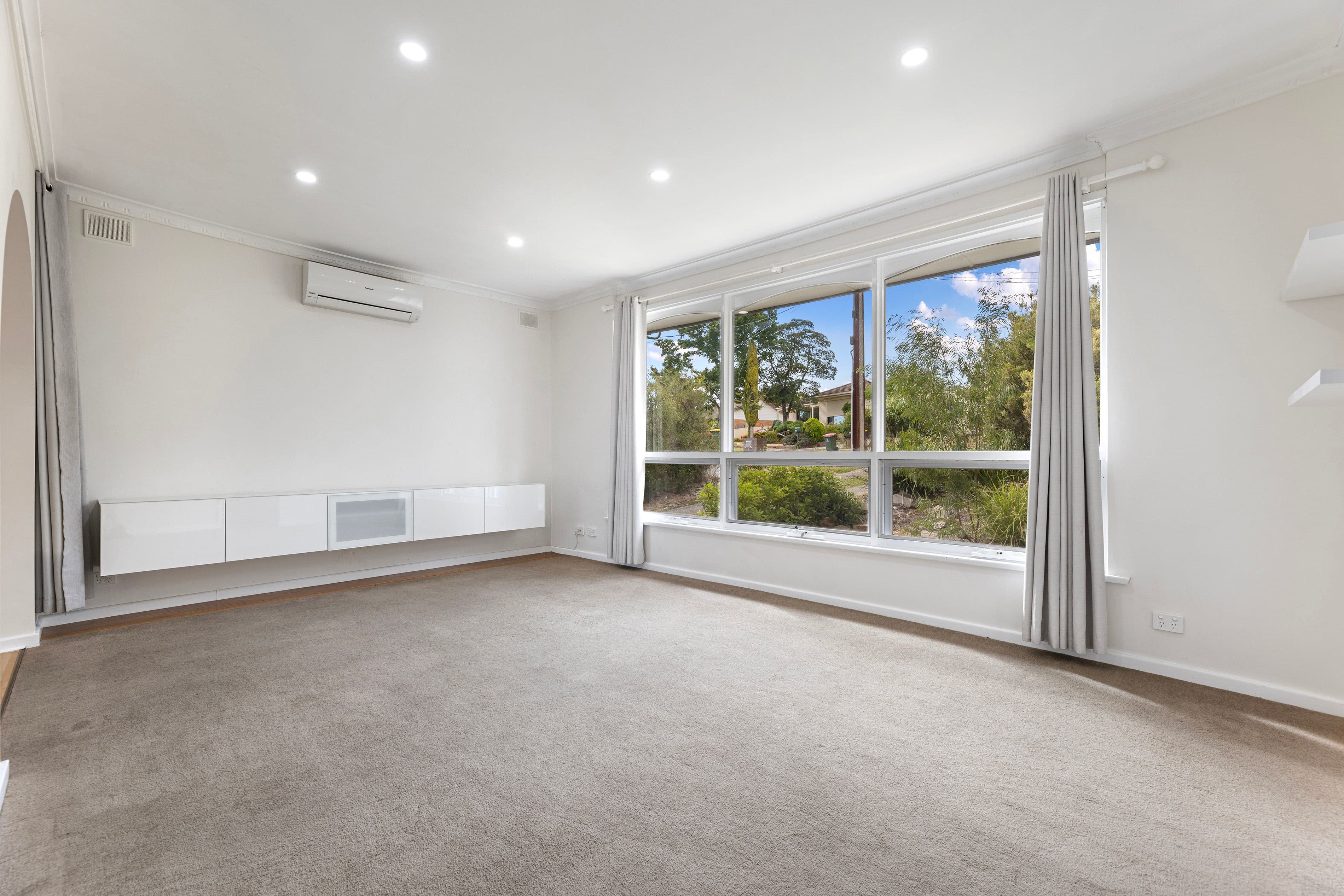 30 Far View Crescent, Ridgehaven SA 5097, Ridgehaven - Thumbnail 4