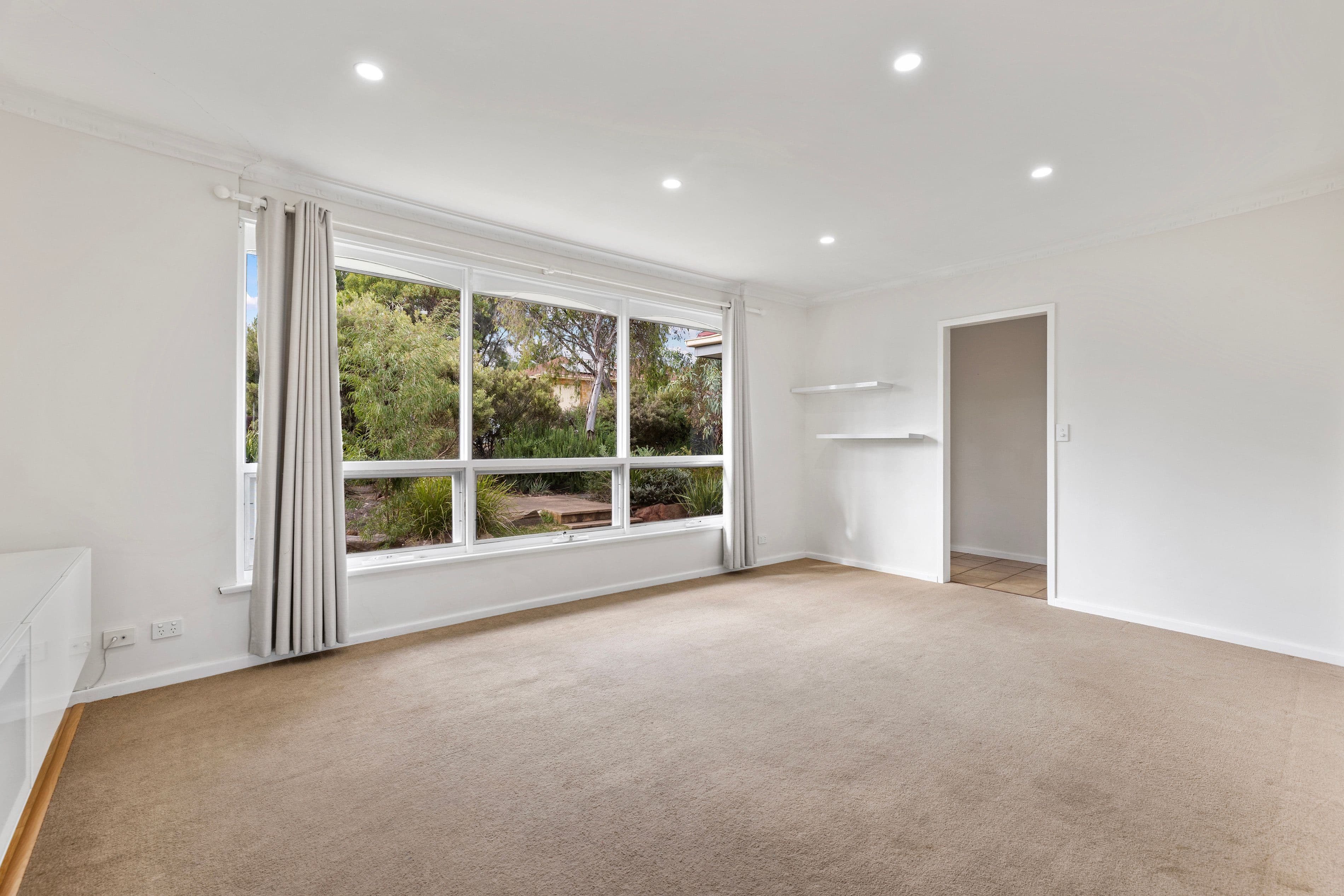 30 Far View Crescent, Ridgehaven SA 5097, Ridgehaven - Thumbnail 5