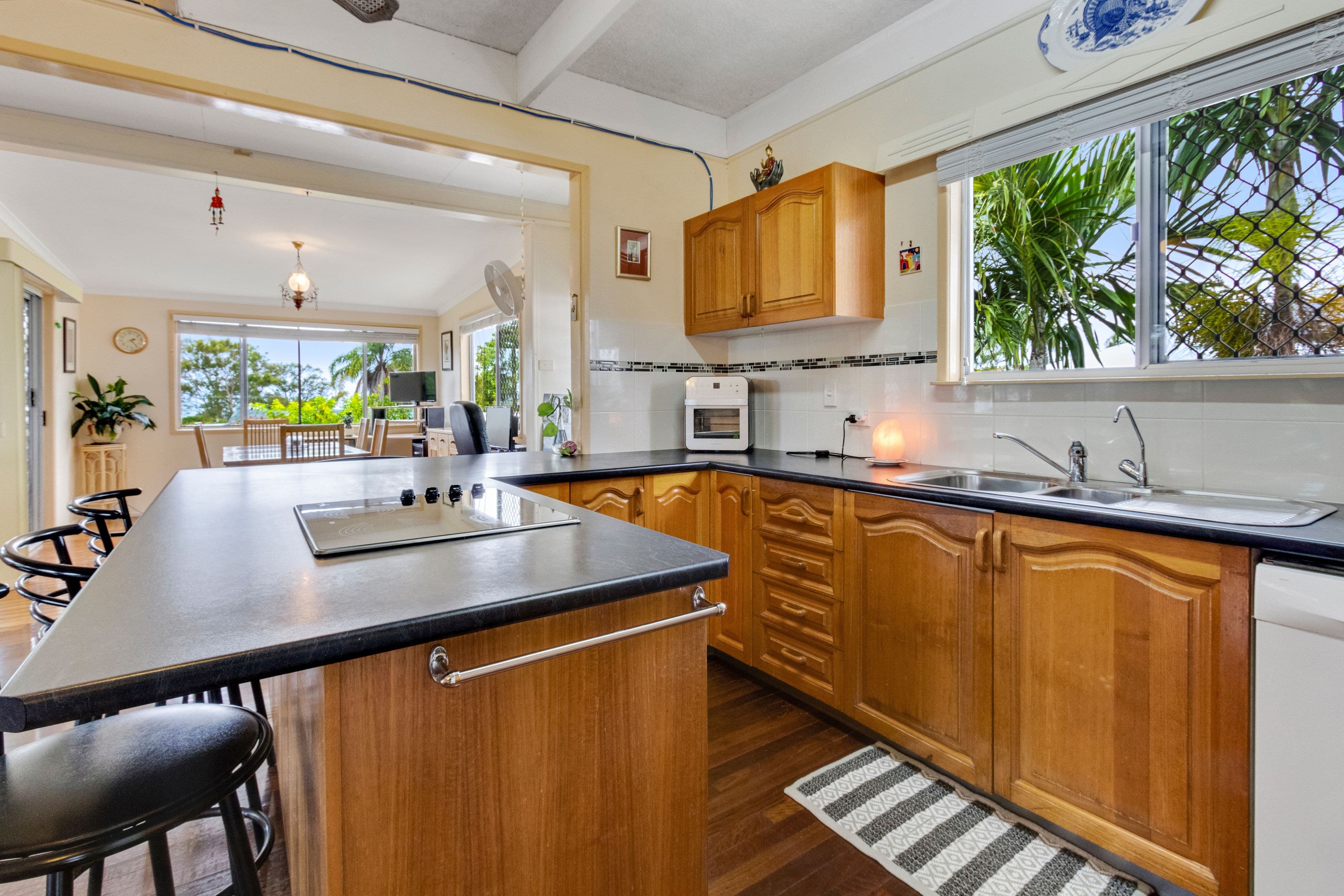 22 Long Street, Point Vernon QLD 4655, Point Vernon - Thumbnail 4