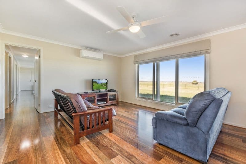 46 Robertson Road, Lethbridge VIC 3332, Lethbridge - Thumbnail 4