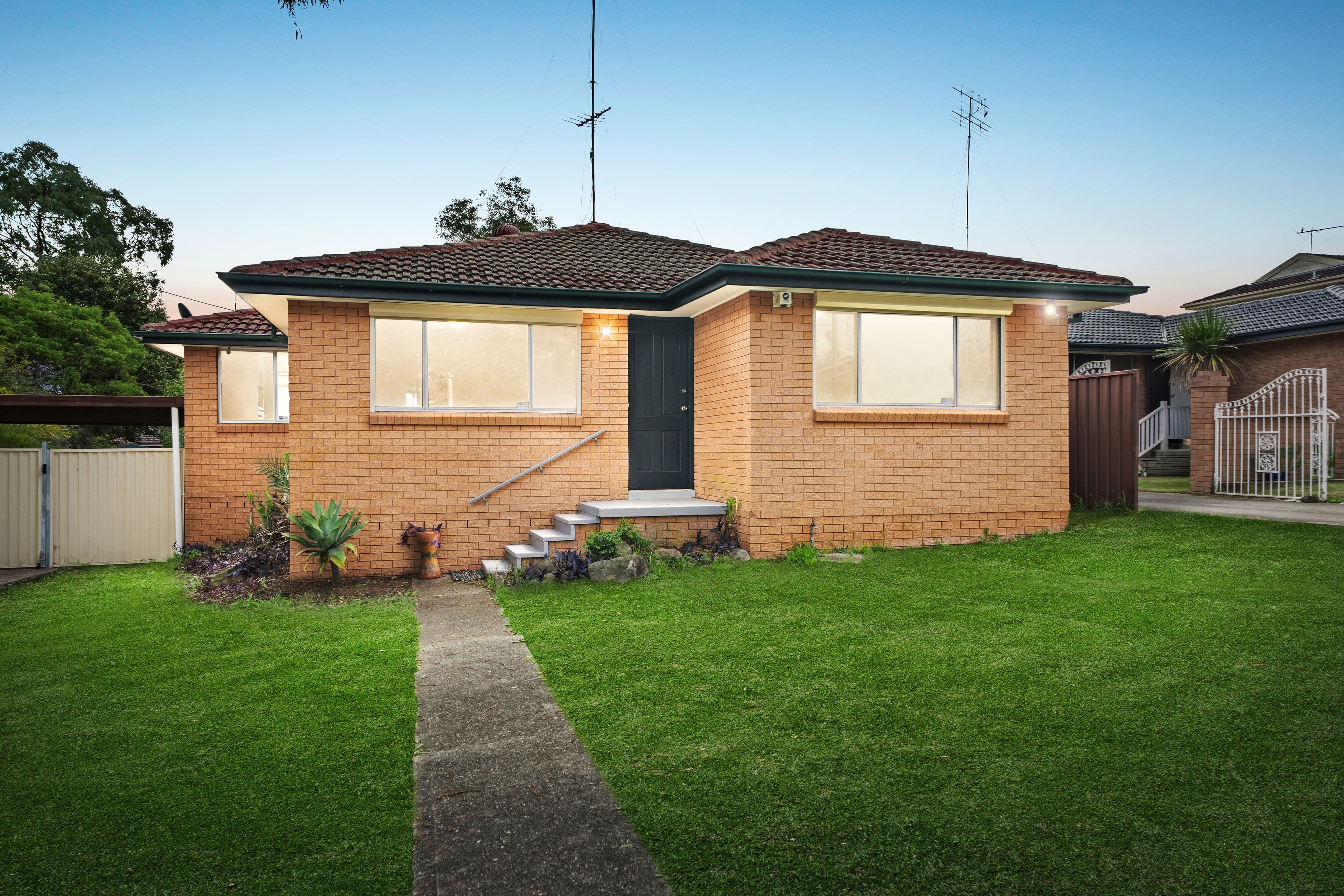 2 Nardu Place, South Penrith NSW 2750, South Penrith - Image 1