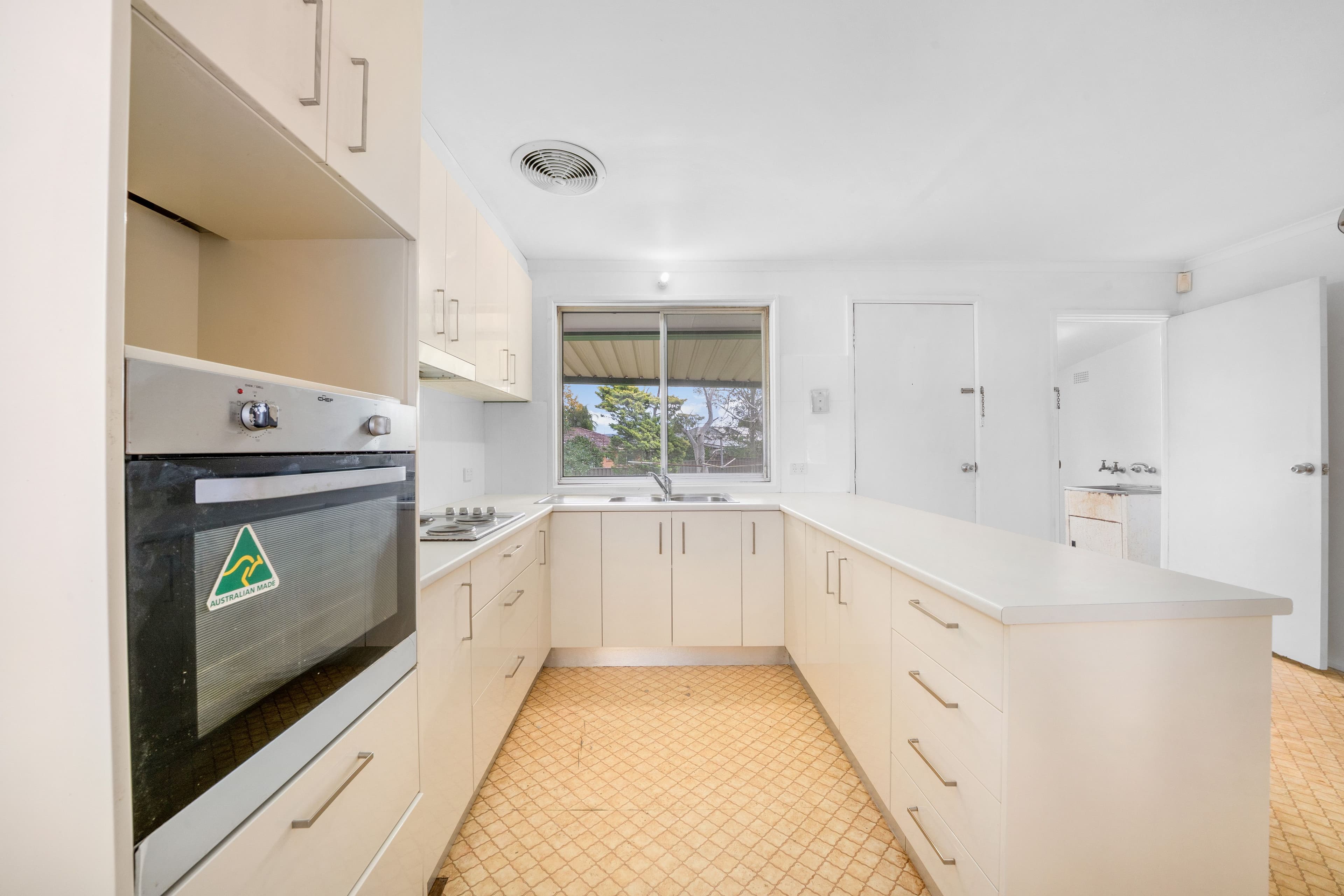 2 Nardu Place, South Penrith NSW 2750, South Penrith - Thumbnail 4