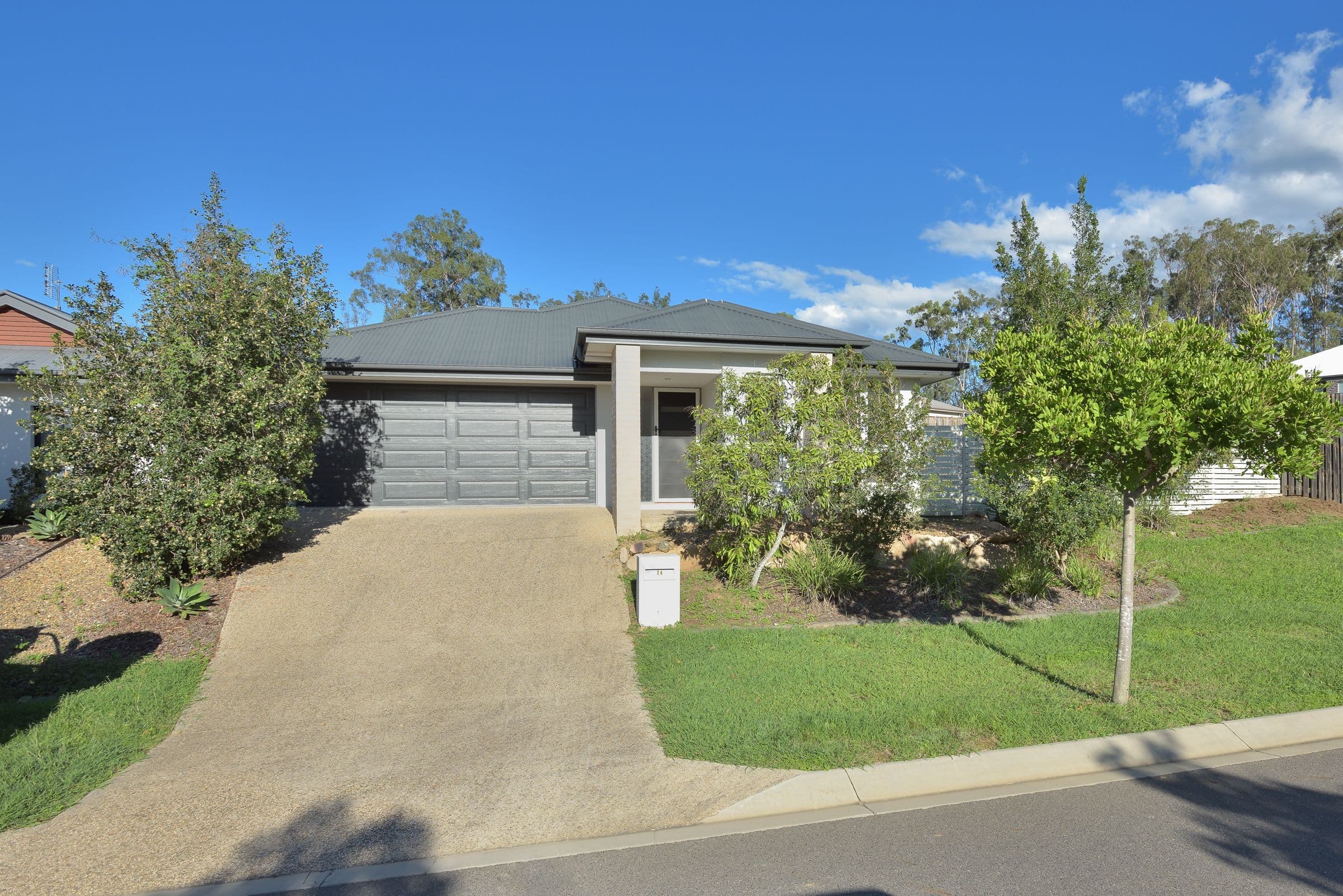 26 Caulder Esplanade, Boyne Island QLD 4680, Boyne Island - Image 1