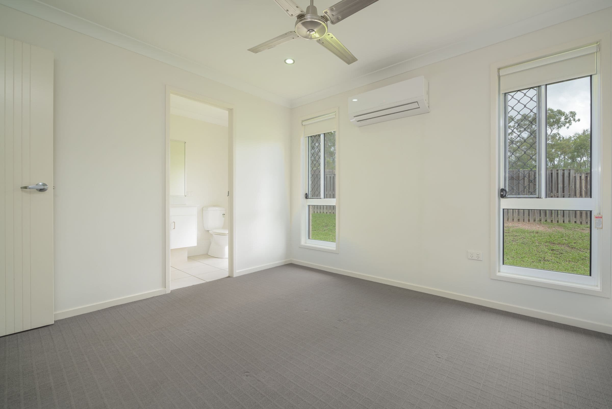 26 Caulder Esplanade, Boyne Island QLD 4680, Boyne Island - Thumbnail 5
