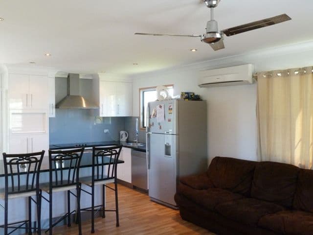 14 Youngs Lane, WALKERSTON QLD 4751, Walkerston - Thumbnail 2