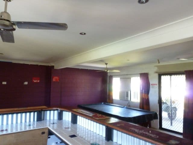 14 Youngs Lane, WALKERSTON QLD 4751, Walkerston - Thumbnail 6