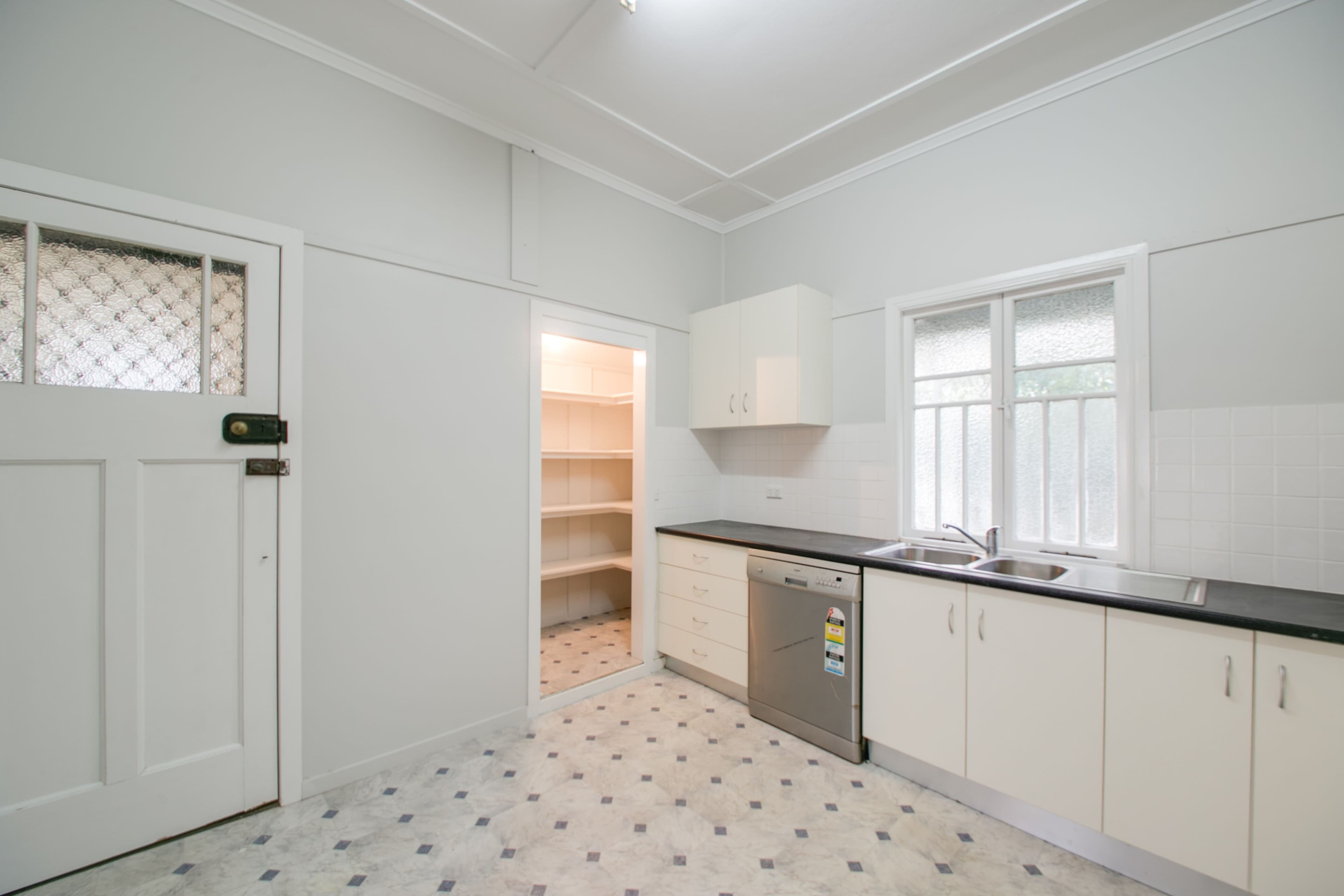 7 Park Street, Ipswich QLD 4305, Ipswich - Thumbnail 4