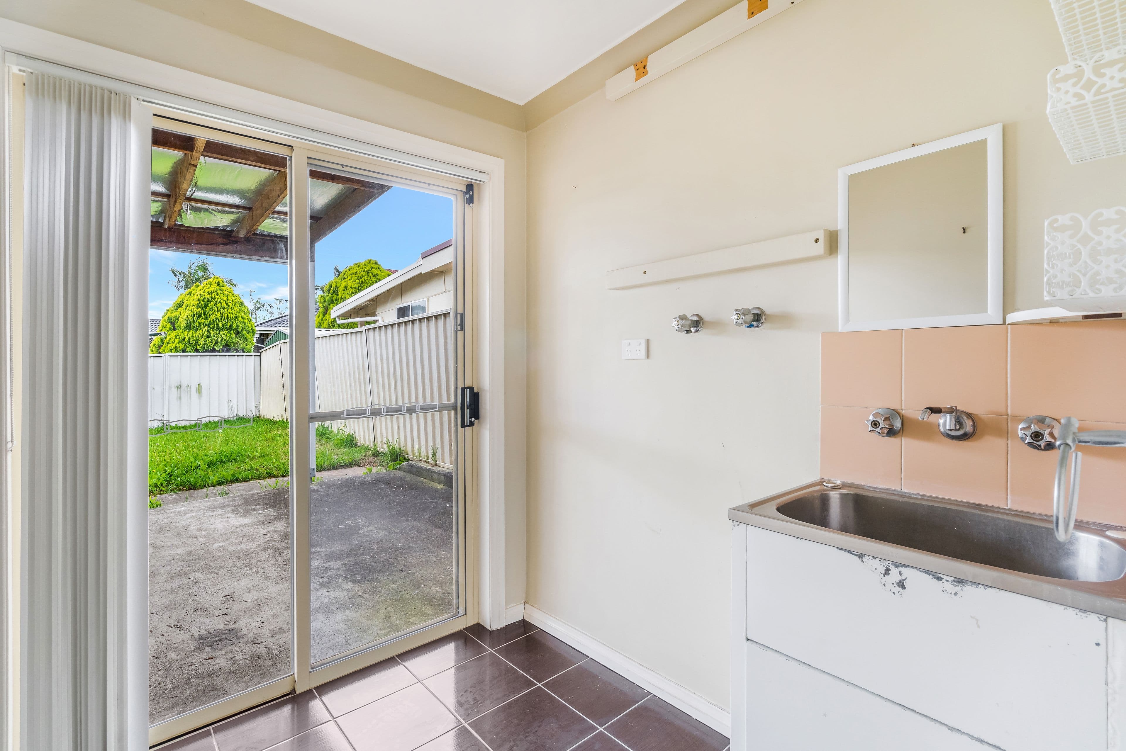 9B Cordelia Crescent, Green Valley NSW 2168, Green Valley - Thumbnail 8