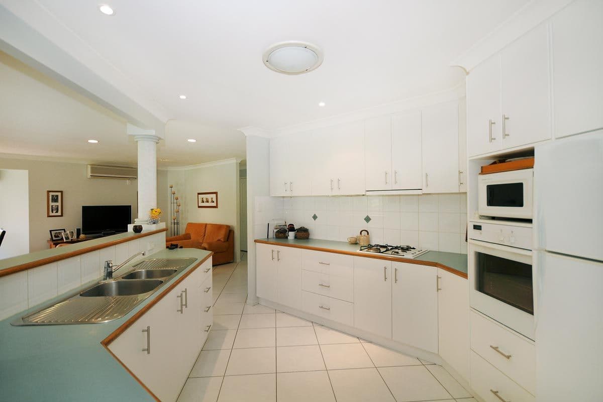 12 Jutsum Street, MIDDLE RIDGE QLD 4350, Middle Ridge - Thumbnail 7