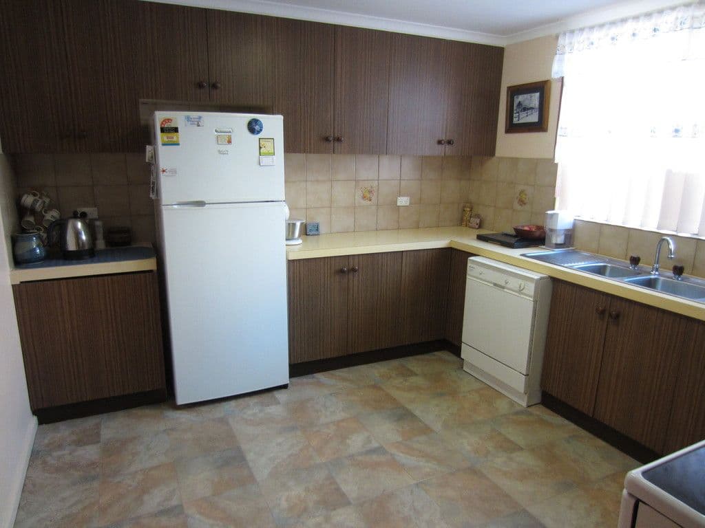 105 Aurora Street, Temora NSW 2666, Temora - Thumbnail 7