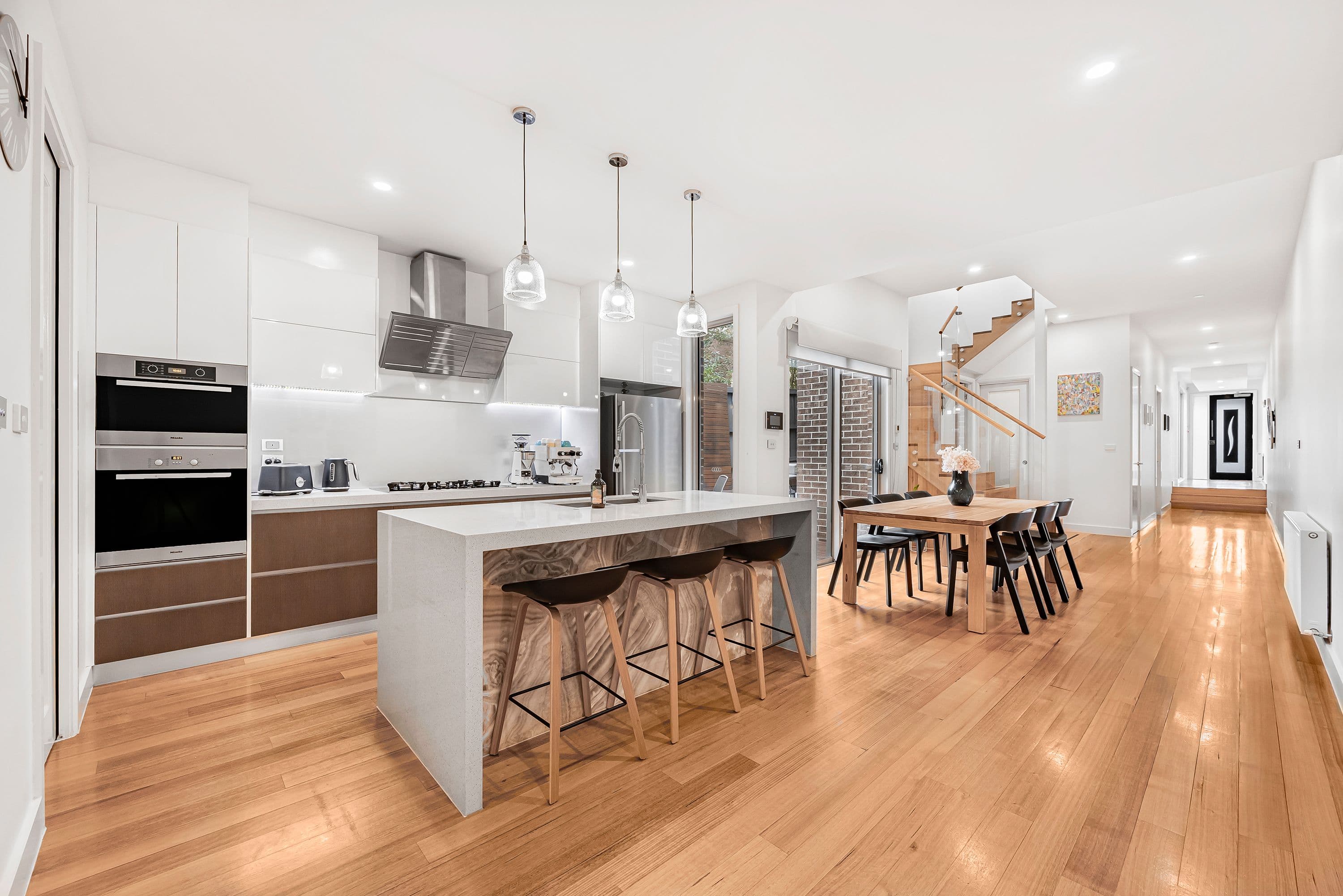 16 Sylvan Street, Balwyn North VIC 3104, Balwyn North - Thumbnail 3