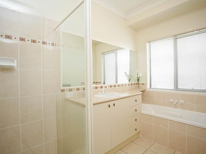 21 Morwell Crescent, NORTH LAKES QLD 4509, North Lakes - Thumbnail 6
