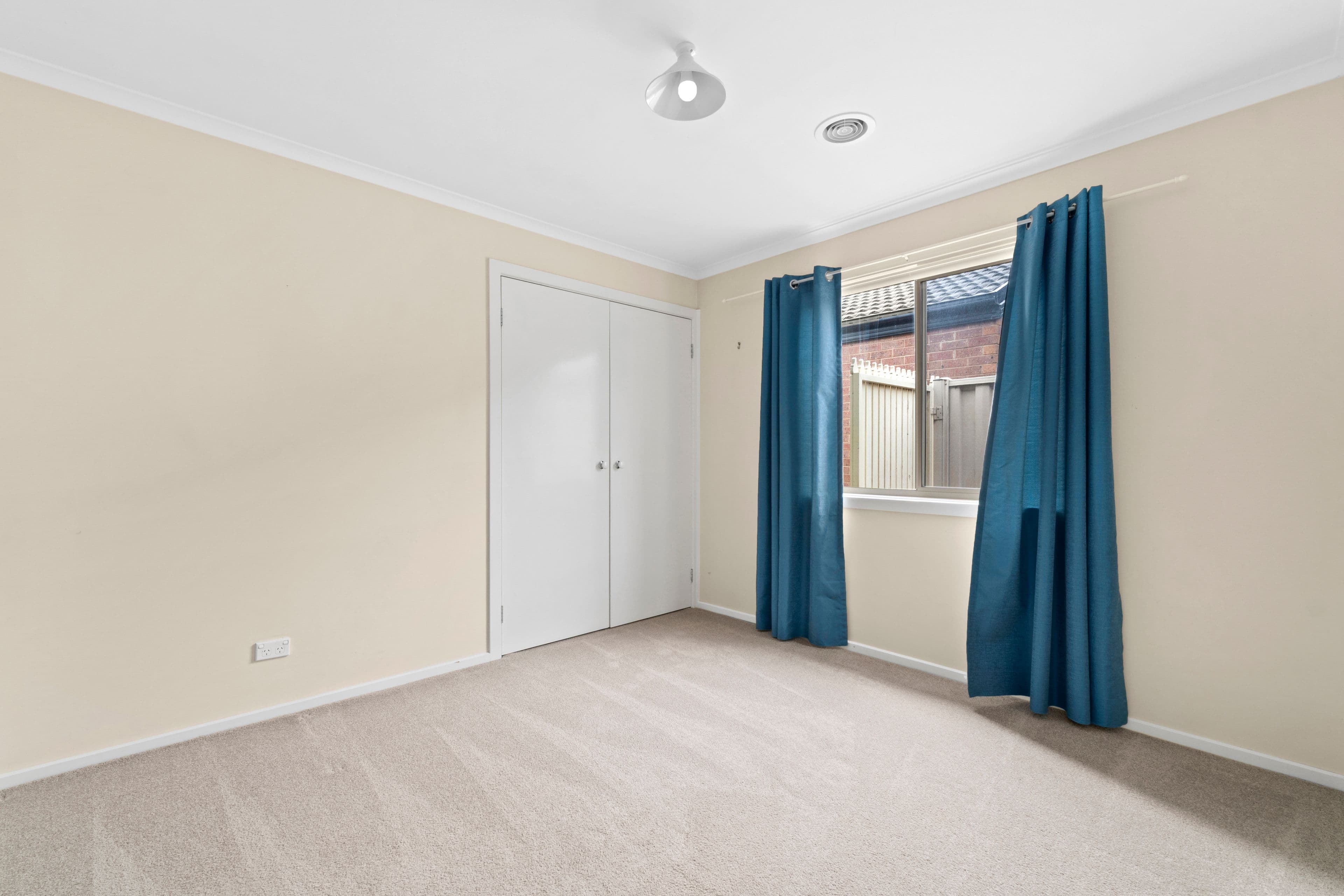 65 Curdie Street, Cobden VIC 3266, Cobden - Thumbnail 7