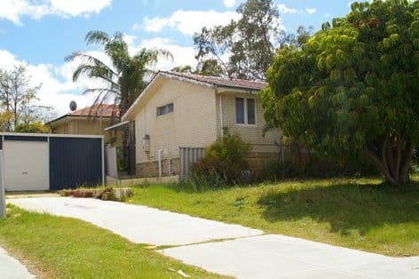 1 Barrows Way, BALGA WA 6061, Balga - Thumbnail 2