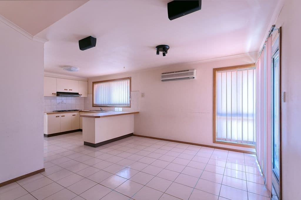 23 Frost Drive, DELAHEY VIC 3037, Delahey - Thumbnail 3