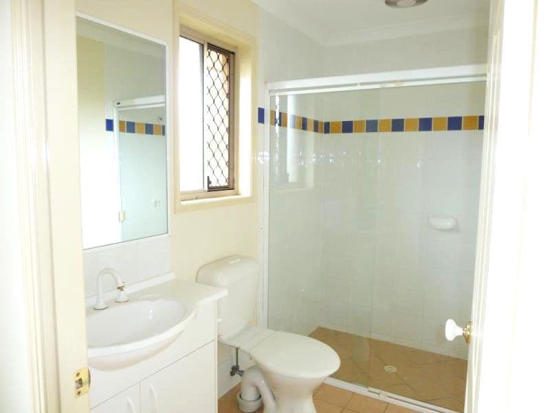 19 Sunningdale Street, OXLEY QLD 4075, Oxley - Thumbnail 4