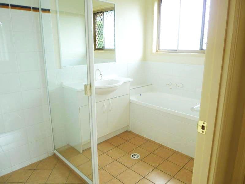 19 Sunningdale Street, OXLEY QLD 4075, Oxley - Thumbnail 5