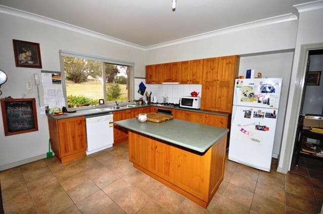 153 Common Road, INVERLEIGH VIC 3321, Inverleigh - Thumbnail 5